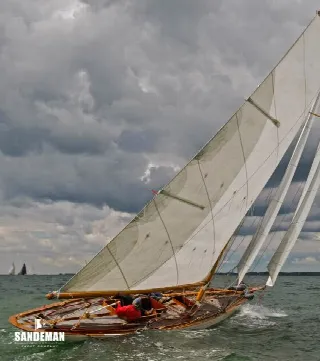 Foto 14 di 15: William Fife III 8 Metre 1914