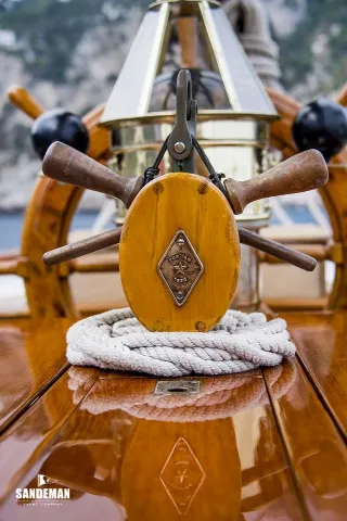 Foto 25 di 87: JOHN G. ALDEN 103 FT GAFF SCHOONER 1931/2015