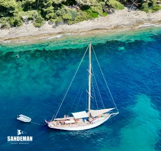 Foto 43 di 45: FRED SHEPHERD 46 FT BERMUDAN CUTTER 1936/2020