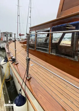 Foto 17 di 73: McGruer 42 ft Twin Screw Motor Yacht 1950/2022