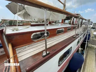 Foto 13 di 72: RAMPART 48 TWIN SCREW CLASSIC MOTOR YACHT 1962/2002
