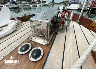 Foto 23 di 72: RAMPART 48 TWIN SCREW CLASSIC MOTOR YACHT 1962/2002