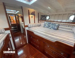 Foto 54 di 72: RAMPART 48 TWIN SCREW CLASSIC MOTOR YACHT 1962/2002