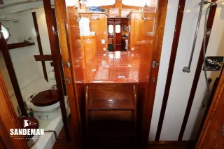 Foto 58 di 72: RAMPART 48 TWIN SCREW CLASSIC MOTOR YACHT 1962/2002