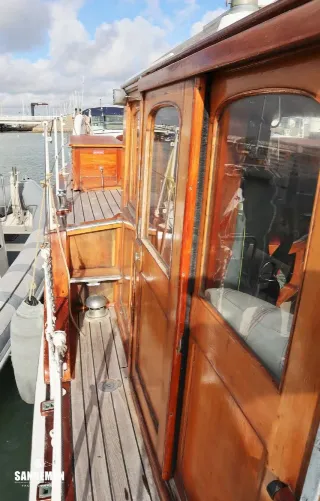 Foto 20 di 90: SAUNDERS-ROE 45 FT MEDINA/SARO CLASS TWIN SCREW MOTOR YACHT 1937/ 2011