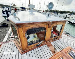 Foto 33 di 90: SAUNDERS-ROE 45 FT MEDINA/SARO CLASS TWIN SCREW MOTOR YACHT 1937/ 2011