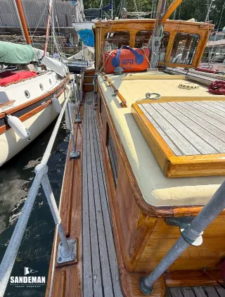 Foto 13 di 82: Stow & Son (Lady Bee) 39 ft Twin Screw Motor Yacht 1938/2017