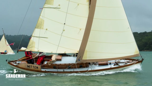 32 ft Berthon 8 Ton Gauntlet 1937/2011