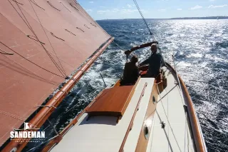 Foto 10 di 56: DANIEL FYFE / MORRIS & LORIMER 28 FT LOCH FYNE SKIFF GAFF CUTTER 1895/2022