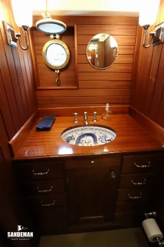 Foto 75 di 122: JOHN G. ALDEN 121 FT 3-MASTED GAFF SCHOONER 2021